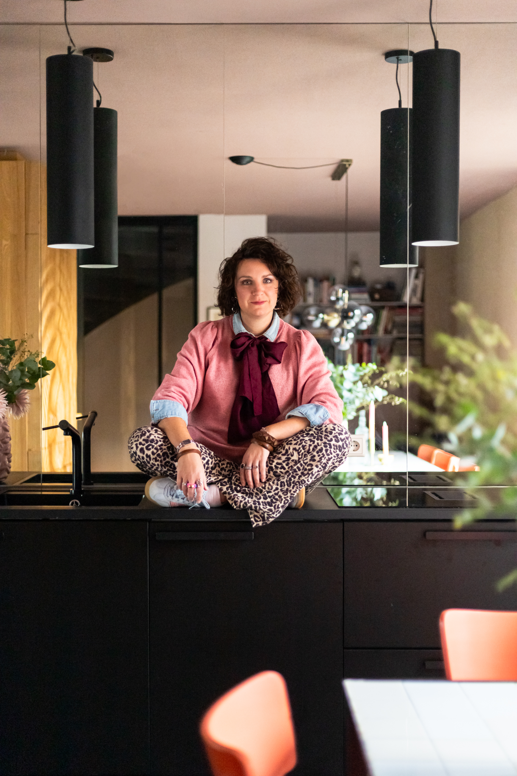 Elianne Alblas in een keuken